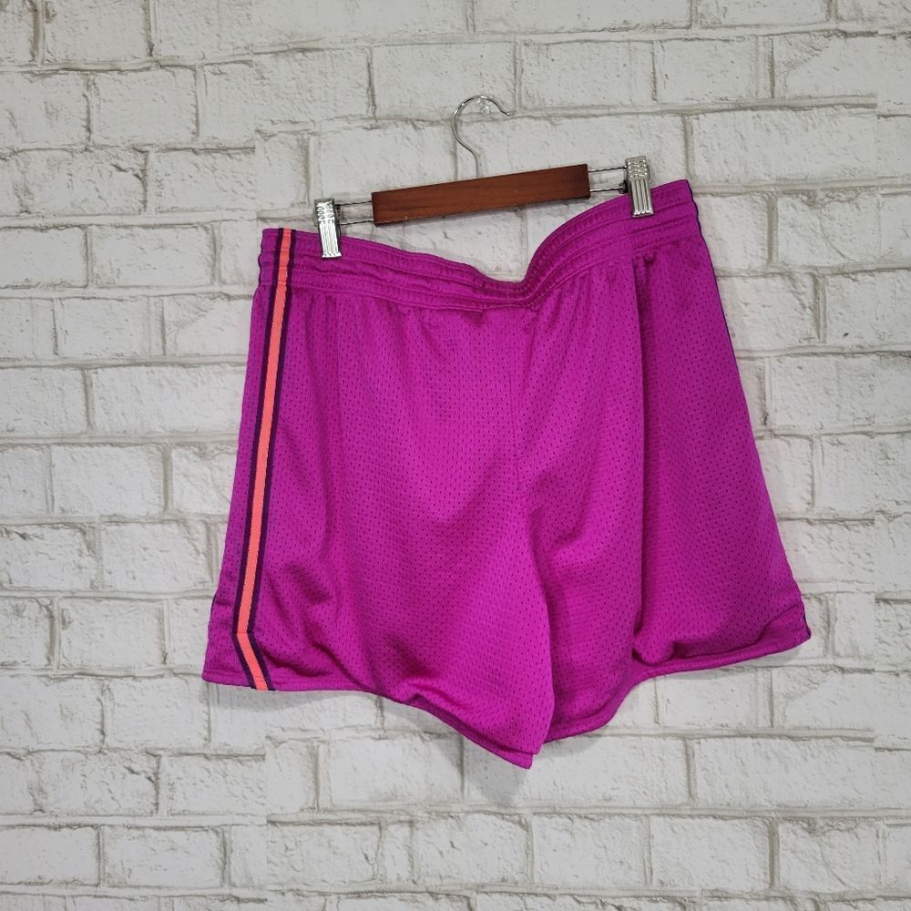 NIKE purple athletic shorts - Picture 6 of 11
